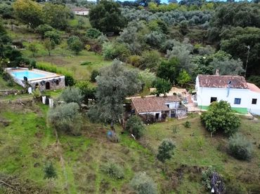 House with pool for sale in N/A