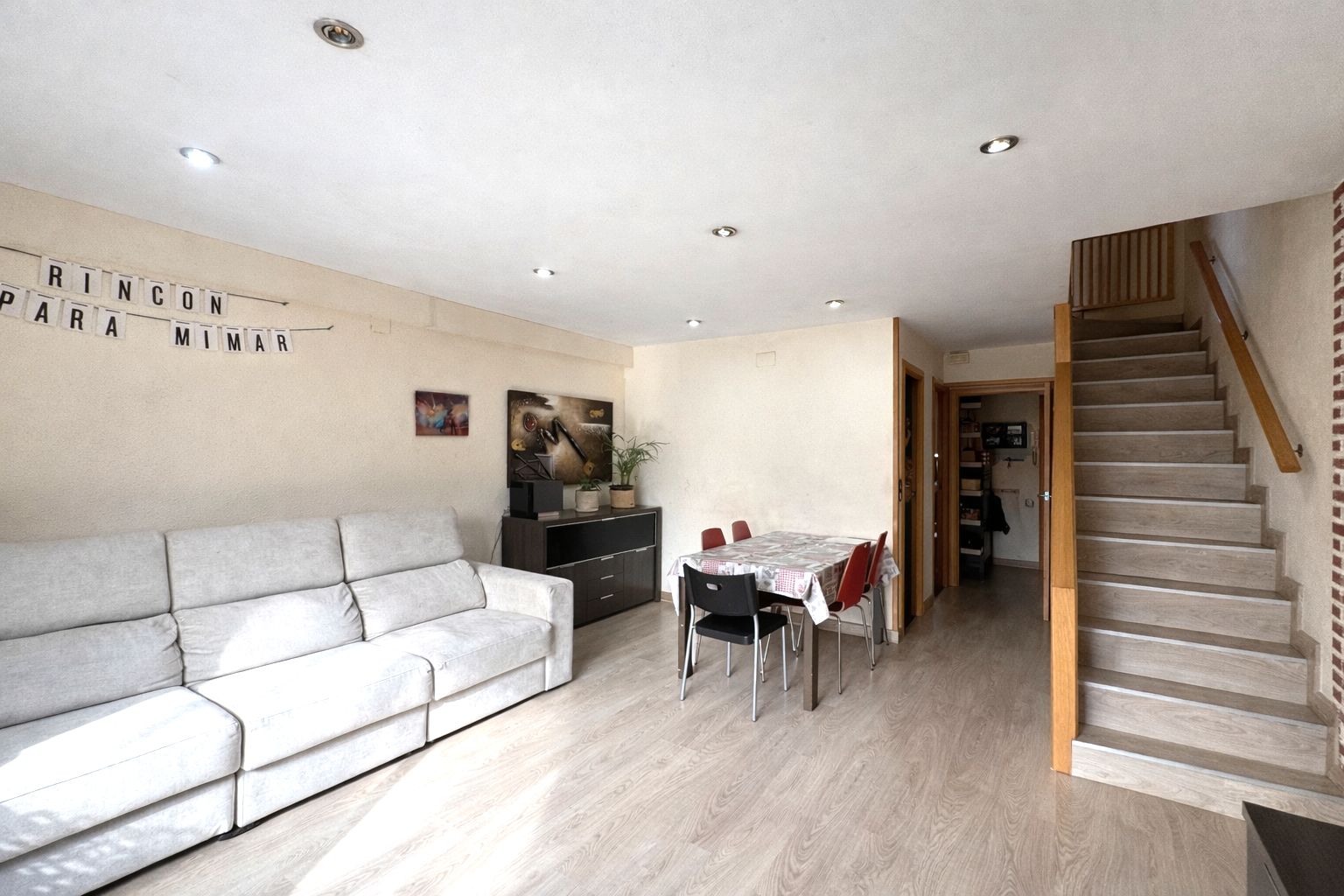 Maisonette zum Verkauf in Mollet del Vallès mit Parkett und Ofen