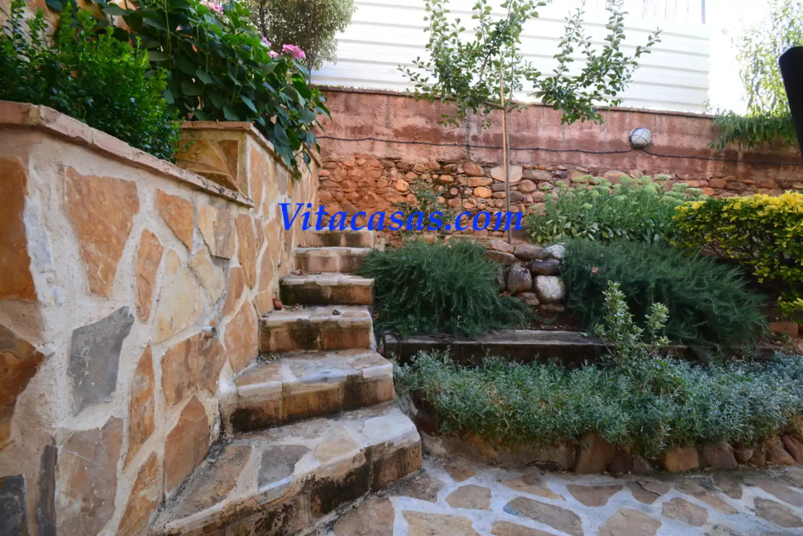 Jardí de Casa o xalet en venda en Robledillo de Mohernando amb Aire condicionat, Calefacció i Jardí privat