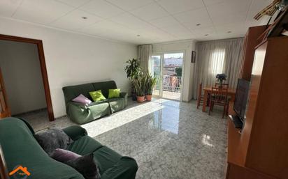 Living room of Flat for sale in Sabadell  with Balcony