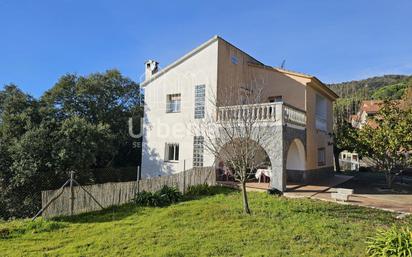 Vista exterior de Casa o xalet en venda en Sant Iscle de Vallalta amb Calefacció, Terrassa i Traster