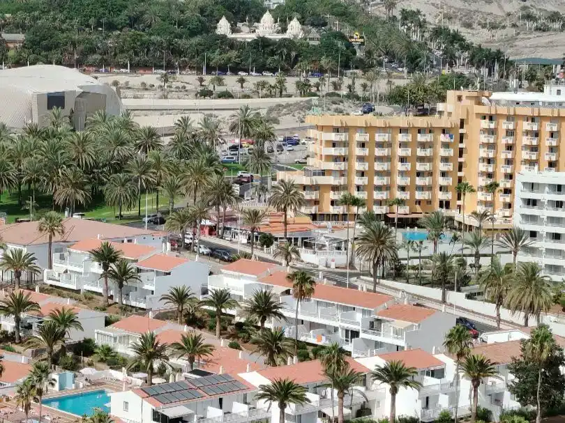 Vista exterior de Pis en venda en Arona amb Piscina i Balcó
