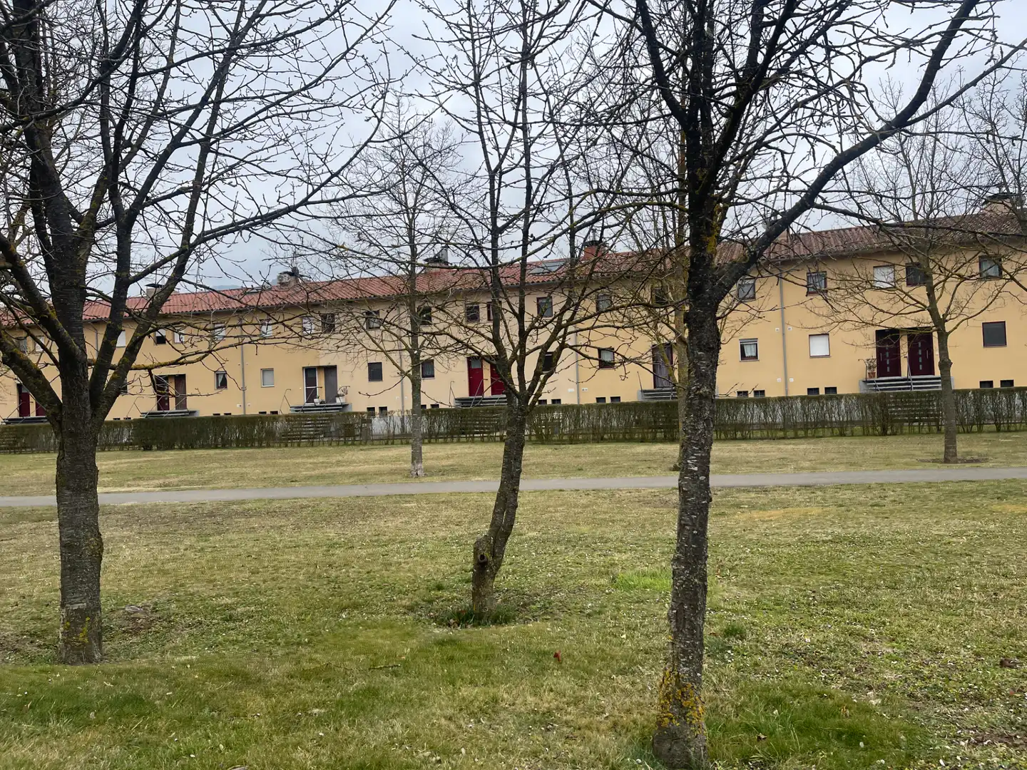 Vista exterior de Casa adosada en venta en Sant Joan de les Abadesses con Calefacción, Jardín privado y Trastero