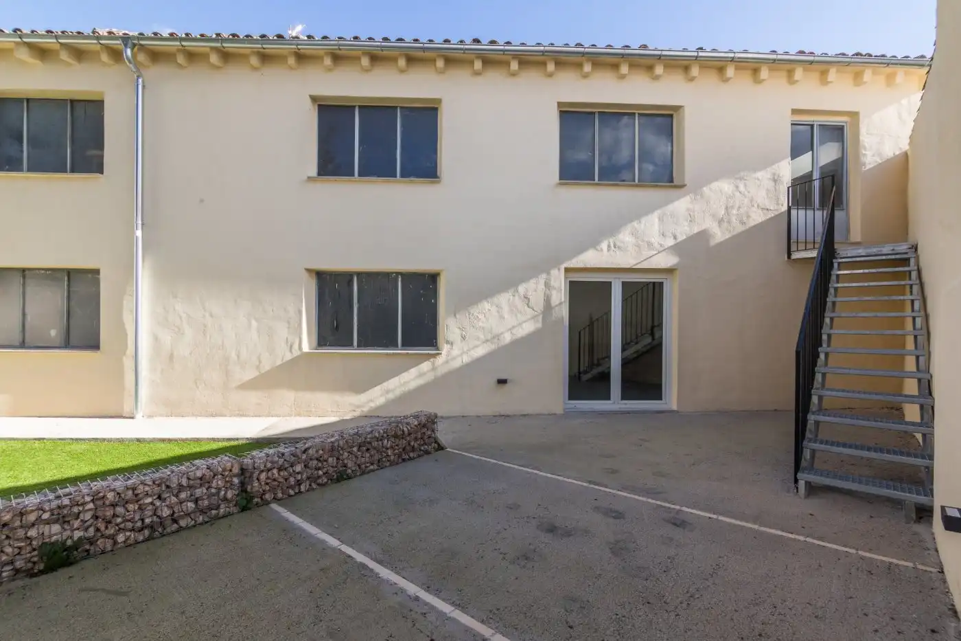 Vista exterior de Casa o xalet en venda en Cocentaina amb Calefacció, Jardí privat i Terrassa