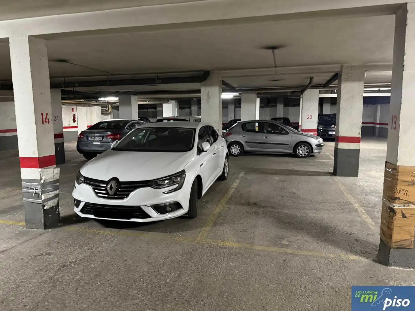 Parking de Piso en venta en Valladolid con Calefacción, Parquet y Terraza