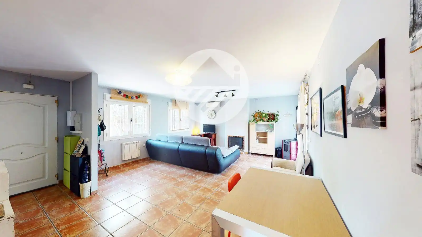 Living room of Houses for sale in Lucillos  with Air Conditioner and Heating