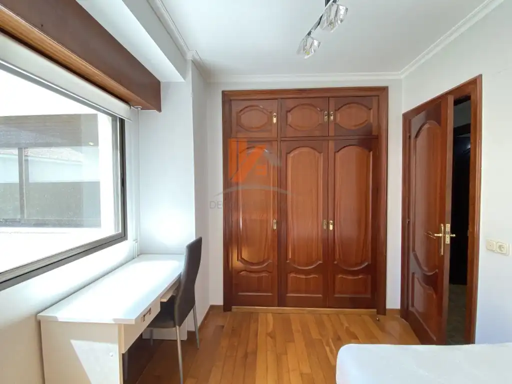 Flat with lift to rent in Rúa de Pérez Costanti, 16 16, imagen 4