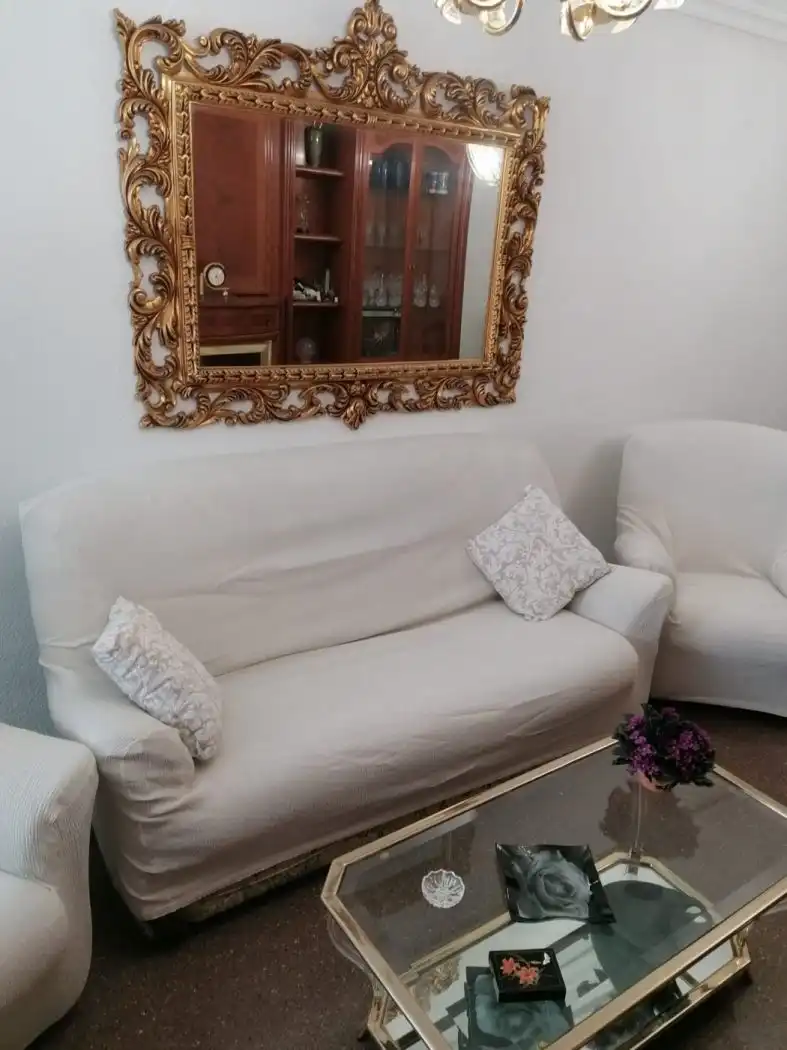 Sala d'estar de Pis de lloguer en Murcia amb Aire condicionat i Moblat