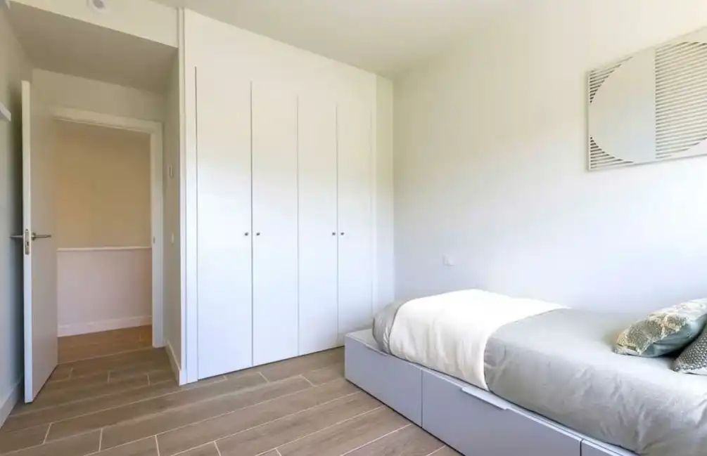 Casa aparellada amb jardí en venda a Calle Saturno 2, imagen 16