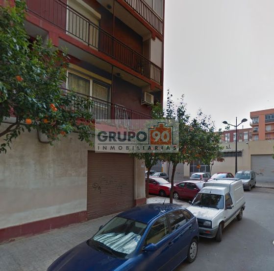 Vista exterior de Local en venta en  Valencia Capital
