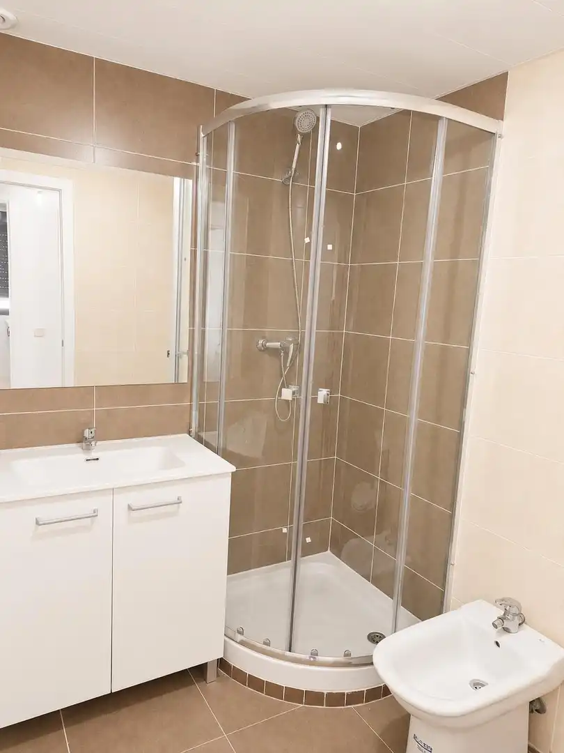 Bany de Pis en venda en Ciempozuelos amb Aire condicionat, Parquet i Balcó