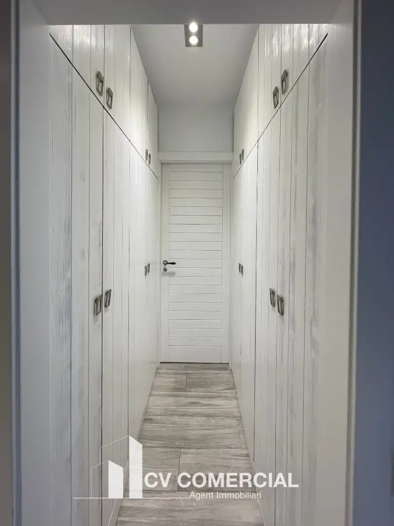 Flat for sale in Barcelona  with Air Conditioner, Heating and Parquet flooring