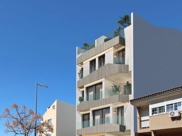 Piso con balcón en venta en Calle Mirasierra