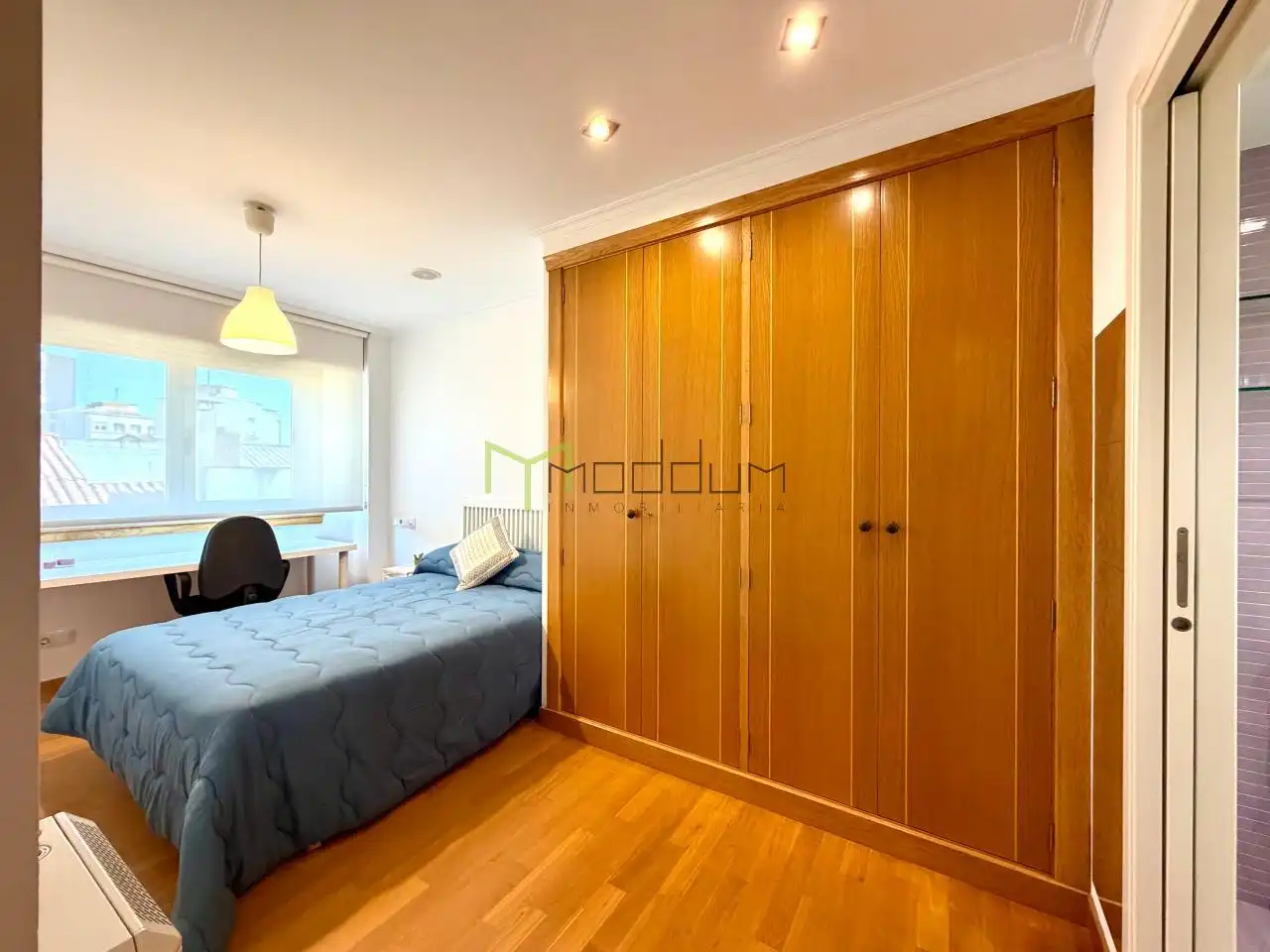 Habitación de Ático en venta en A Coruña Capital  con Calefacción, Terraza y Trastero