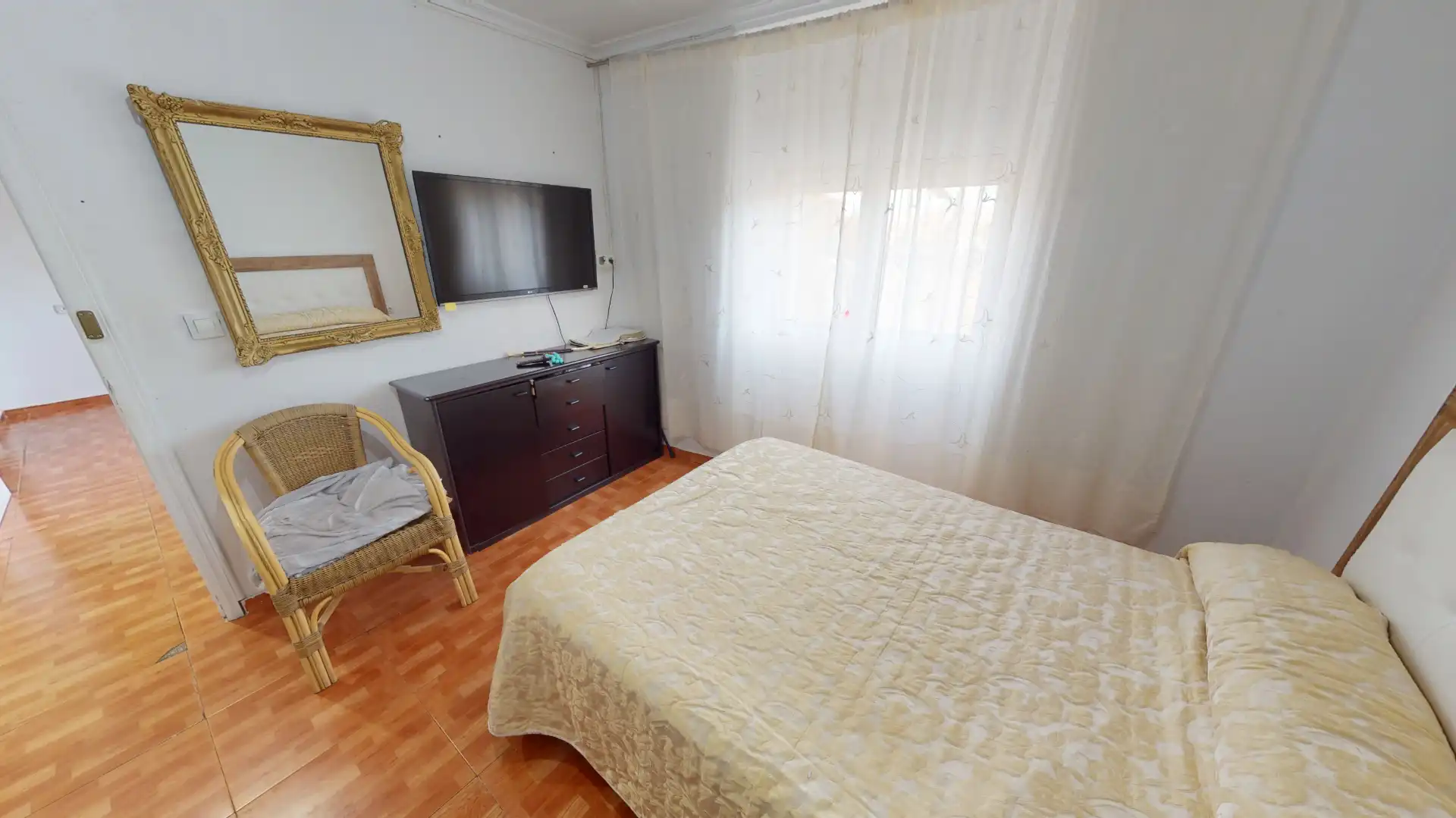 Habitación de Piso en venta en Sant Joan d'Alacant con Balcón