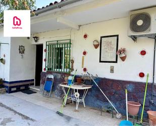 Vista exterior de Casa o xalet en venda en Marganell amb Aire condicionat, Terrassa i Piscina