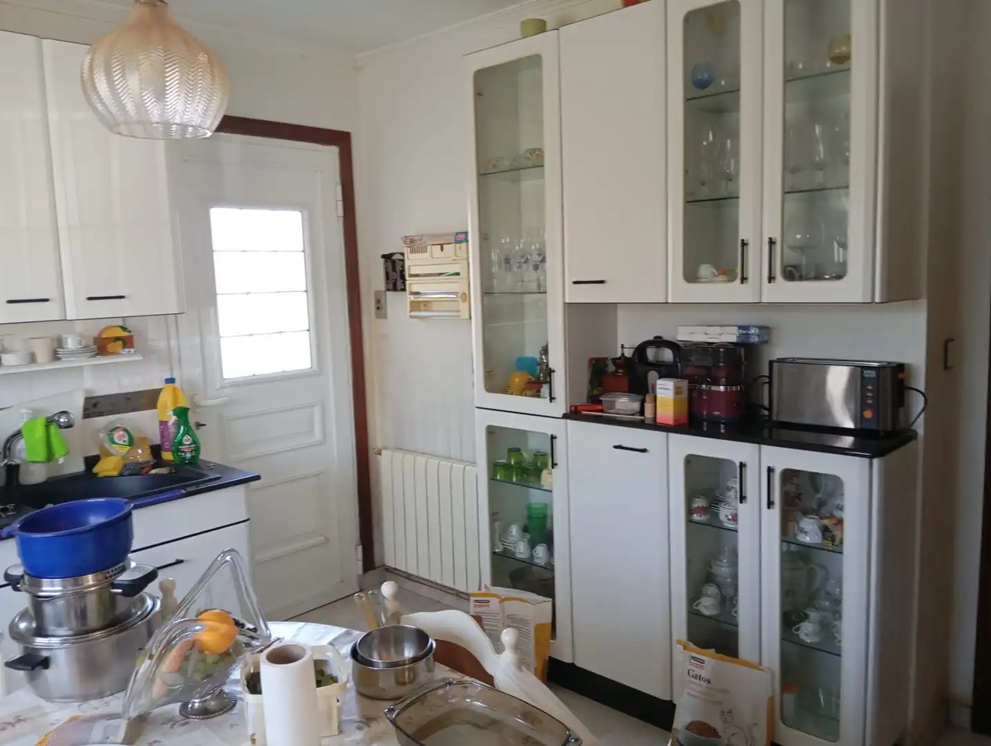 Cuina de Casa o xalet en venda en Carballo amb Calefacció, Jardí privat i Moblat