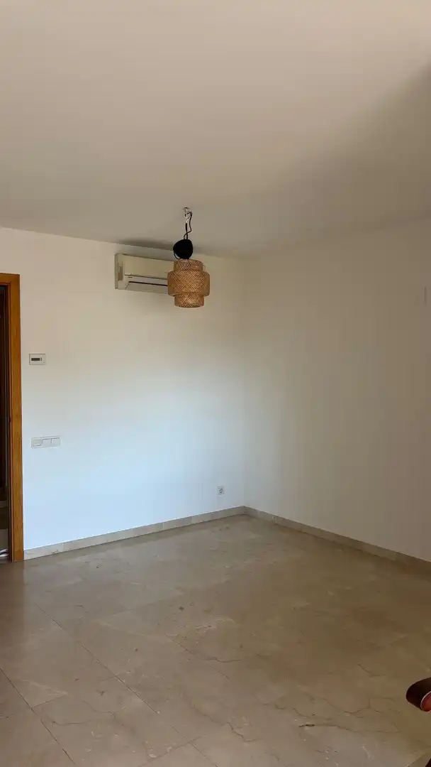 Appartamento con piscina in affitto a La Xinesca, imagen 6