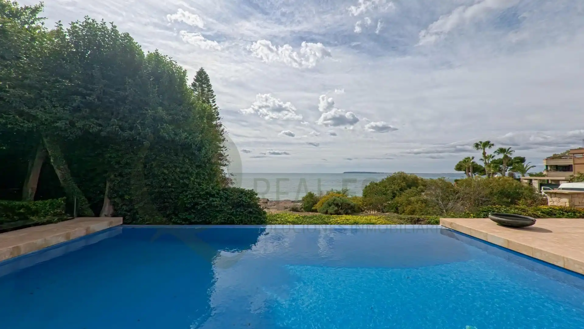Piscina de Casa o xalet en venda en Alicante / Alacant amb Calefacció, Jardí privat i Terrassa