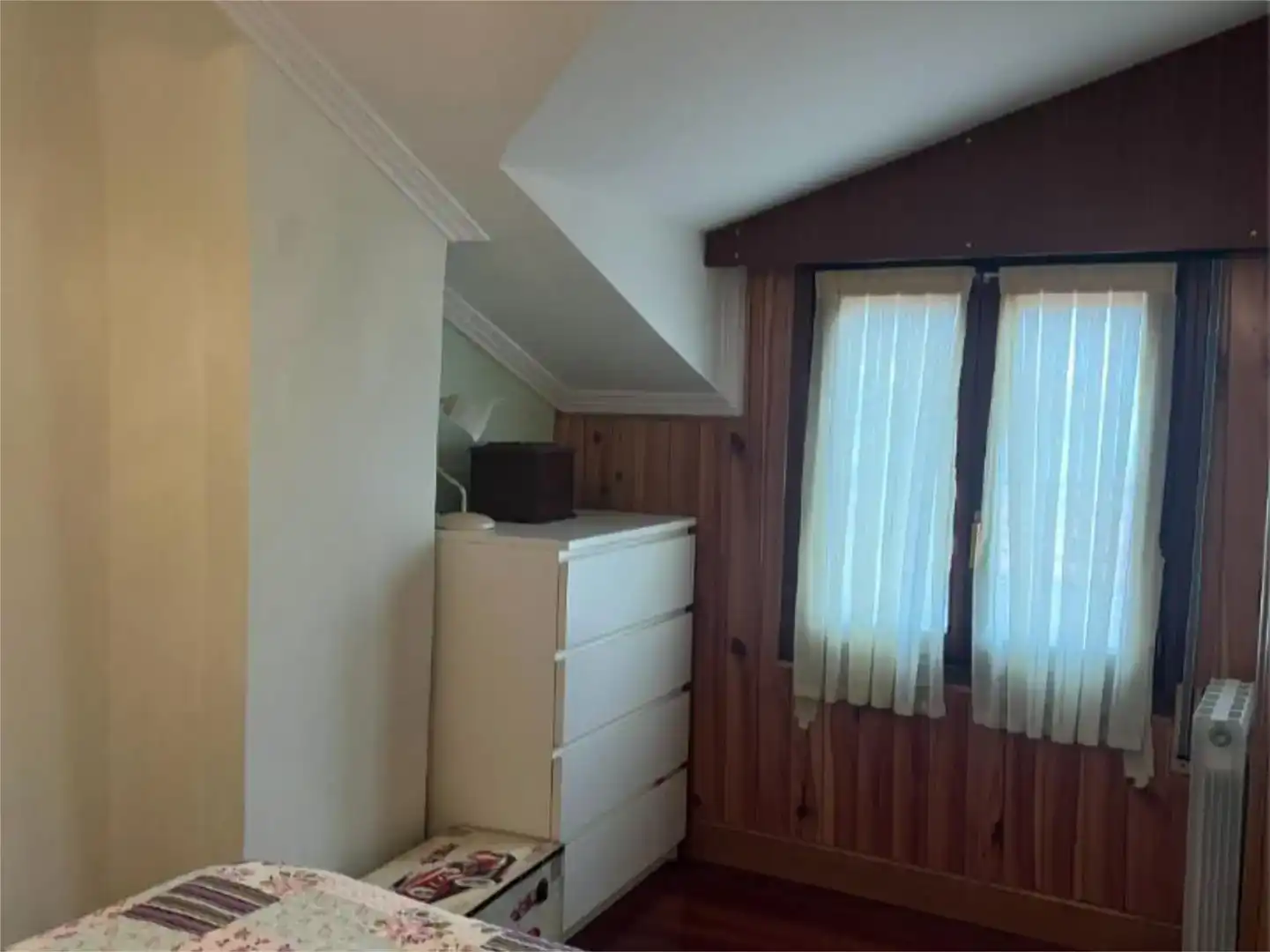 Habitación de Piso en venta en Castro-Urdiales con Parquet y Amueblado