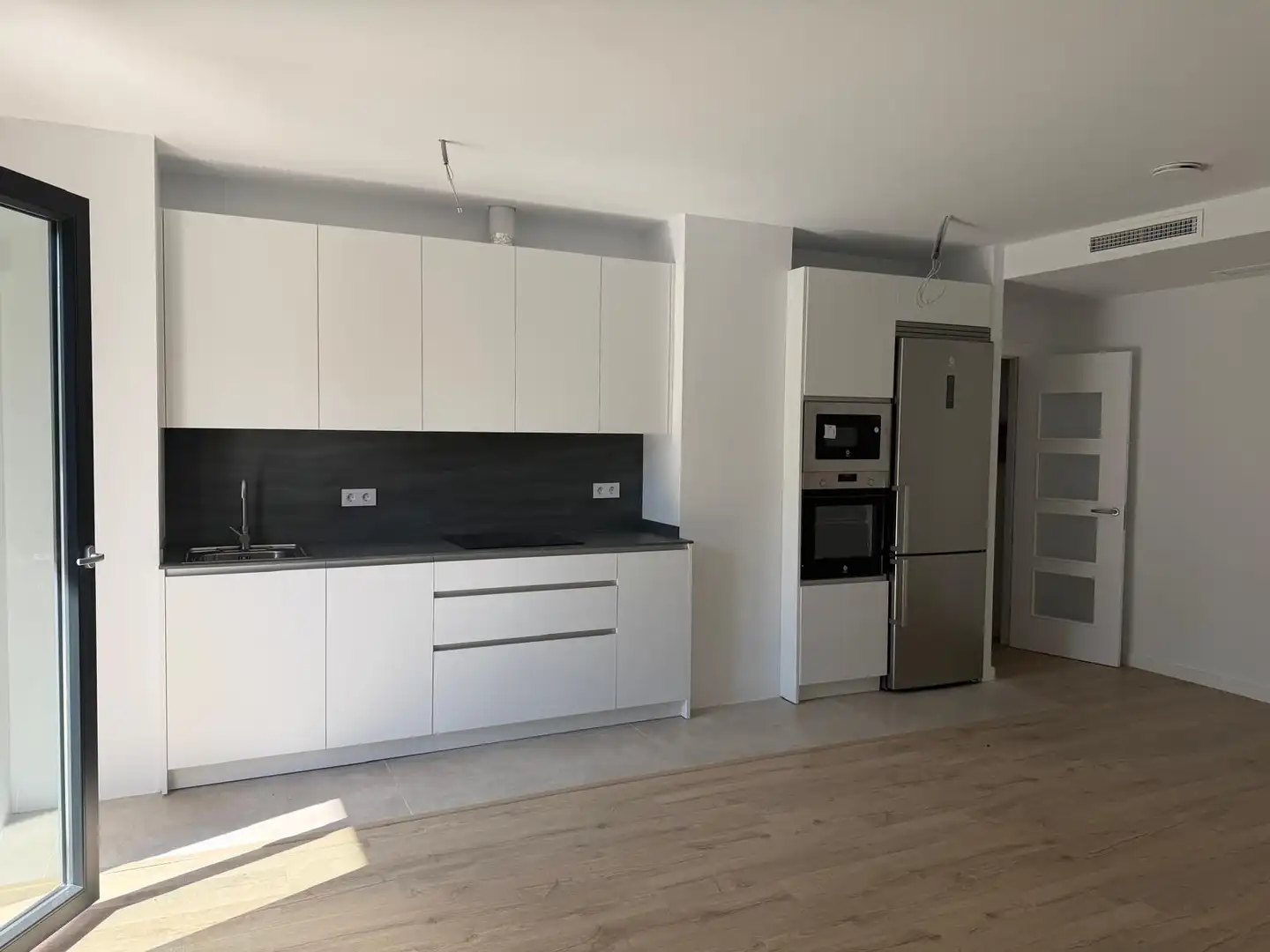 Küche von Wohnung zur Miete in Granada mit Klimaanlage, Heizung und Terrasse