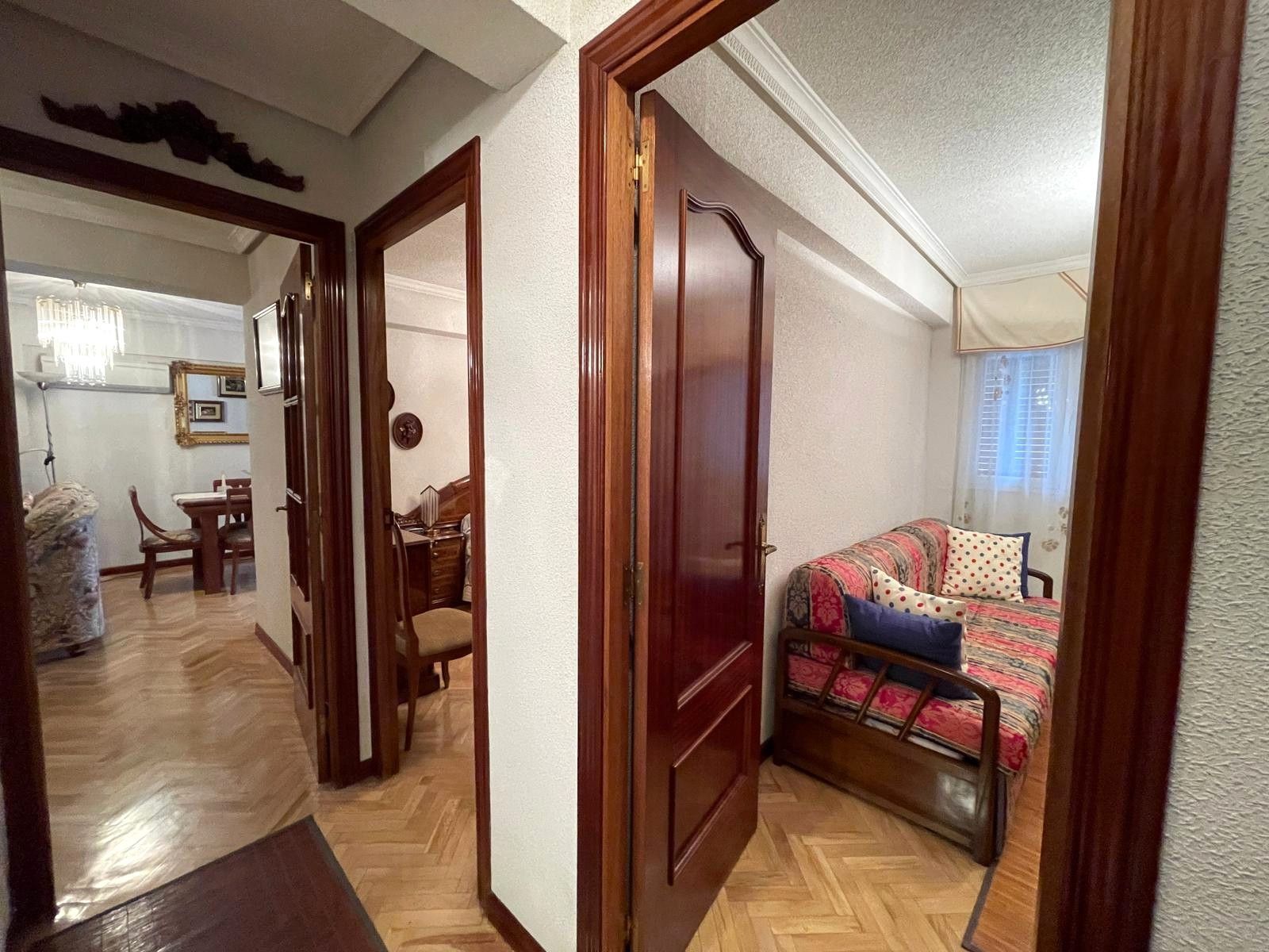 Piso en venta en san robustiano, Aluche, Latina