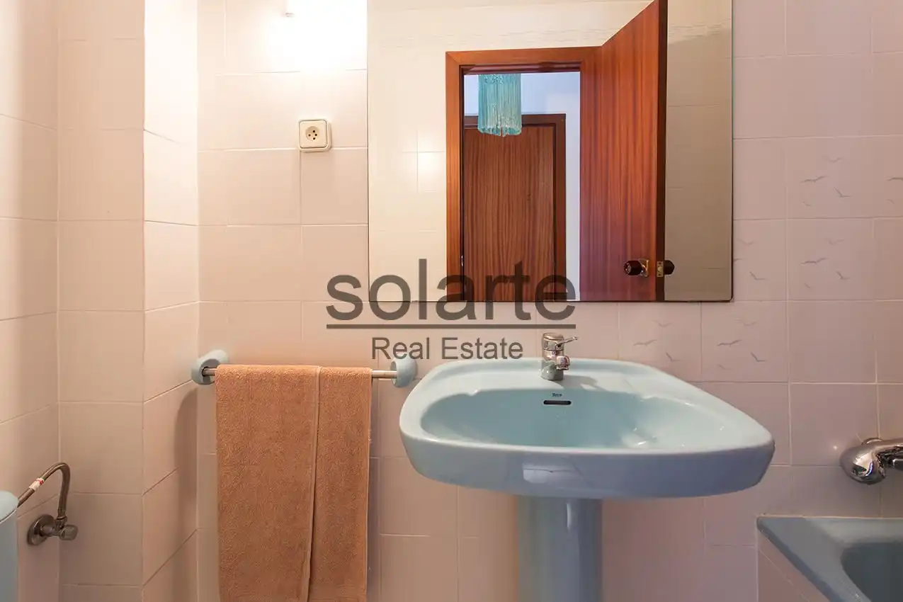 Bany de Casa o xalet en venda en Cunit amb Balcó i Piscina comunitària