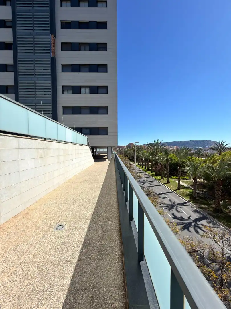 Piso con terraza en venta en Calle Granja de Rocamora, imagen 27