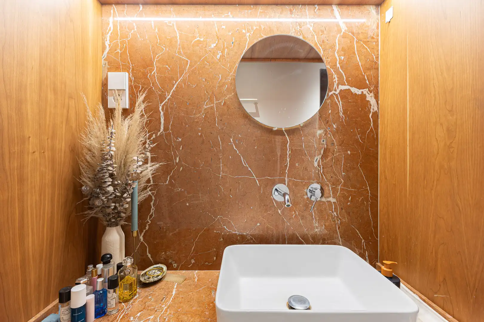 Bathroom of Flat for sale in Barcelona  with Heating and Balcony