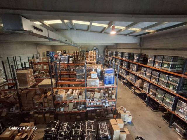 Nave industrial en Venta en Fuente del Jarro