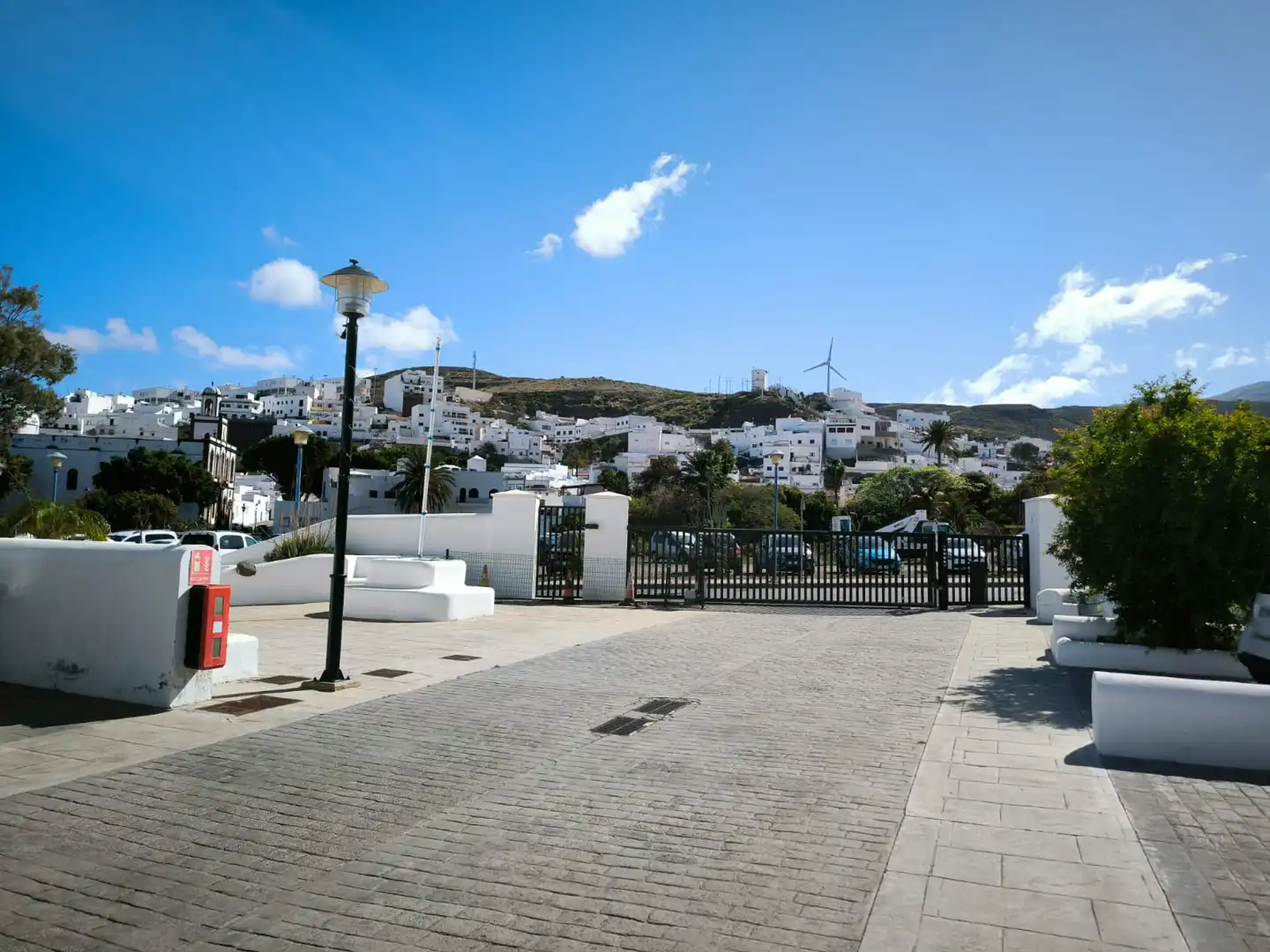 Vista exterior de Casa o xalet en venda en Agaete amb Jardí privat, Terrassa i Moblat