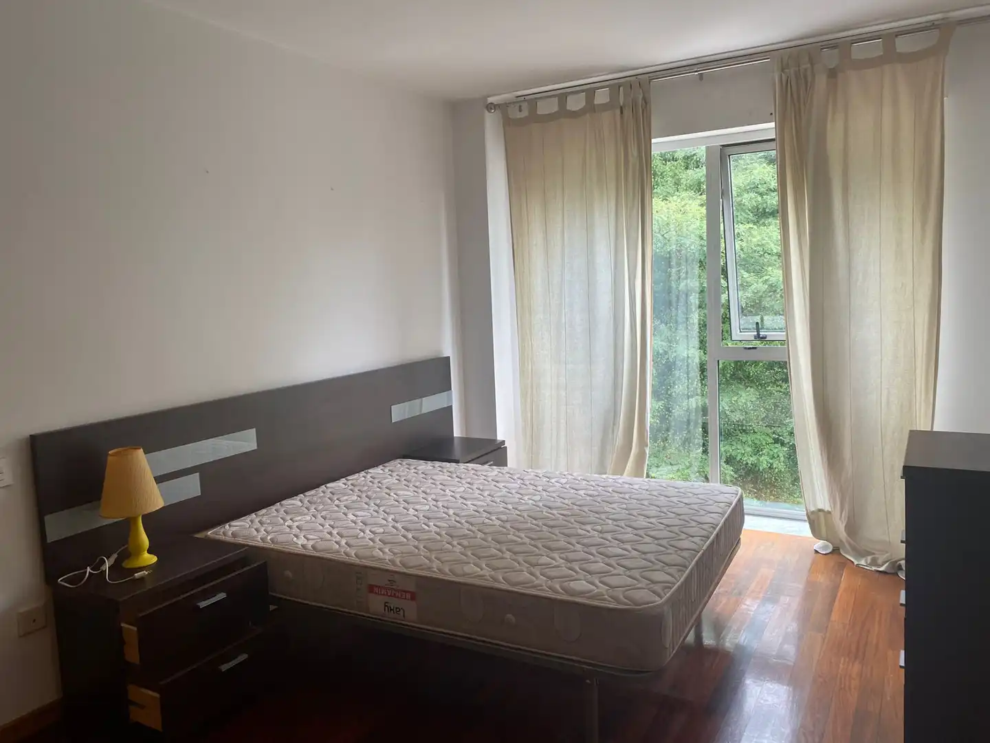 Habitación de Piso en venta en Brión con Calefacción, Parquet y Piscina