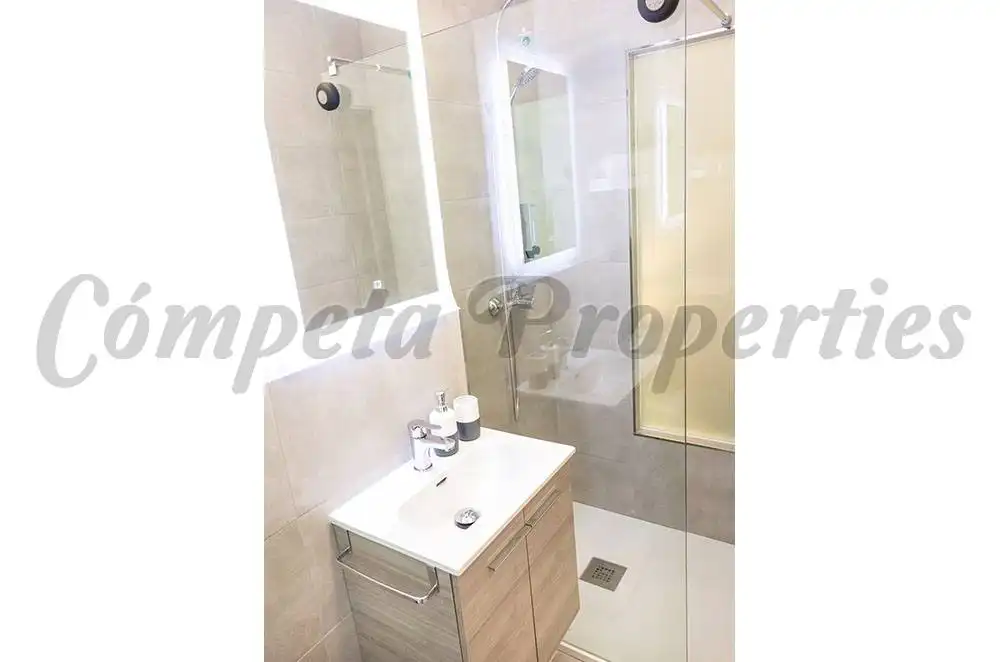 Baño de Casa o chalet en venta en Cómpeta con Aire acondicionado, Terraza y Amueblado