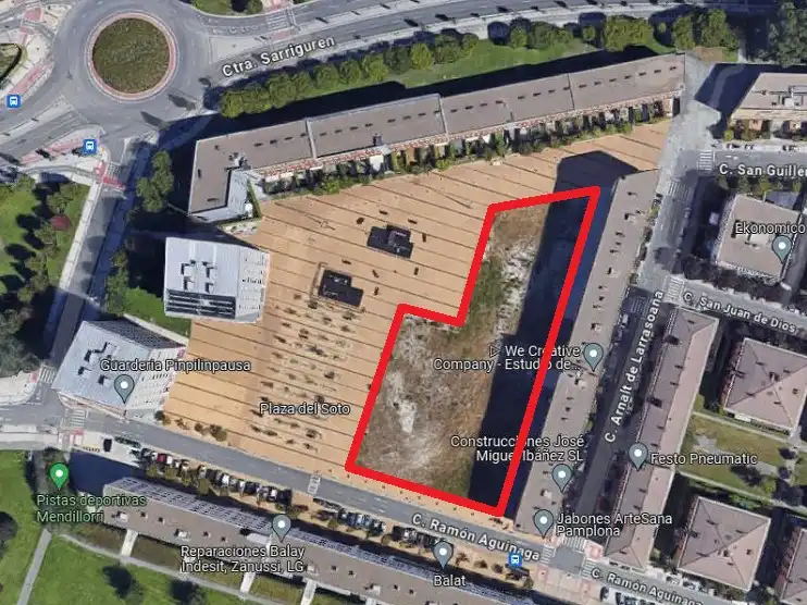 Terreno industrial en venta en  Pamplona / Iruña