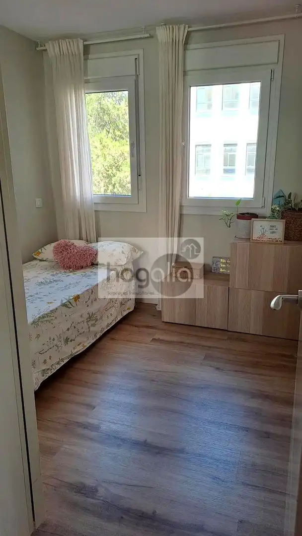 Habitación de Piso de alquiler en Sevilla con Aire acondicionado, Amueblado y Balcón