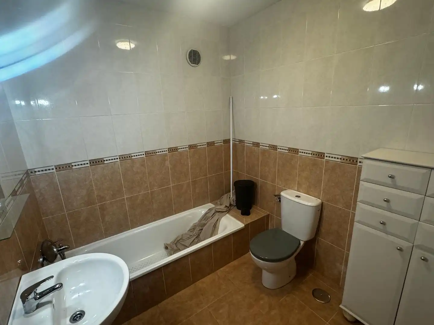 Baño de Casa adosada en venta en Yaiza con Terraza, Amueblado y Horno
