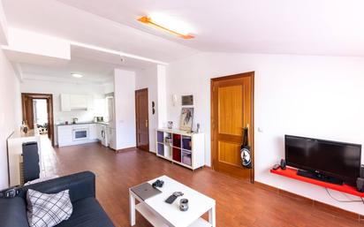 Sala d'estar de Àtic en venda en Telde amb Terrassa, Traster i Balcó