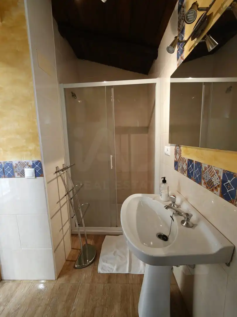 Bany de Finca rústica en venda en Matadeón de los Oteros amb Calefacció