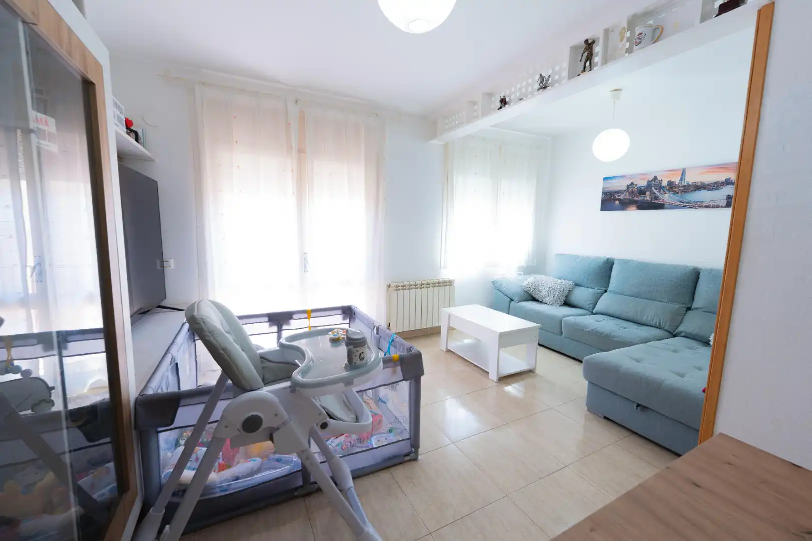 Sala de estar de Piso en venta en Vilanova del Camí con Aire acondicionado, Calefacción y Trastero