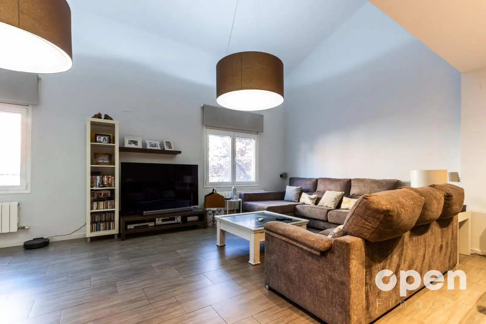 Wohnzimmer von Einfamilien-Reihenhaus zum Verkauf in Terrassa mit Klimaanlage, Heizung und Terrasse