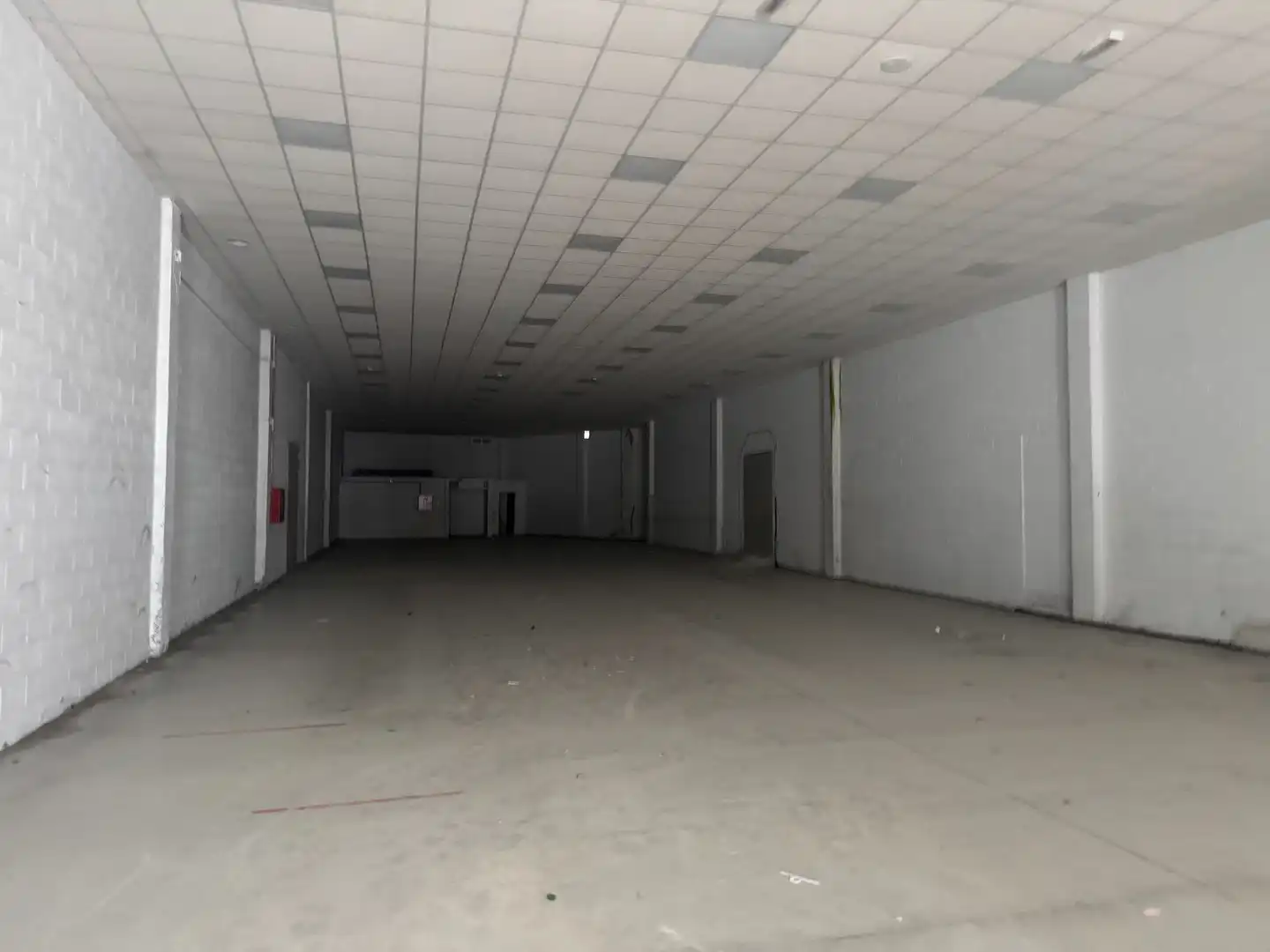 Industrial buildings for rent in Teo