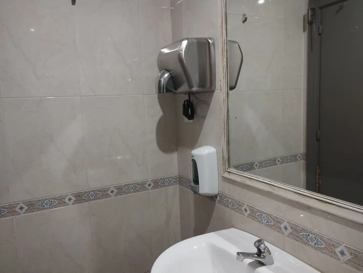 Local comercial en venta en Antonio Trueba, imagen 18