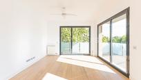 Exterior view of Apartment for sale in Sant Cugat del Vallès  with Air Conditioner, Heating and Private garden