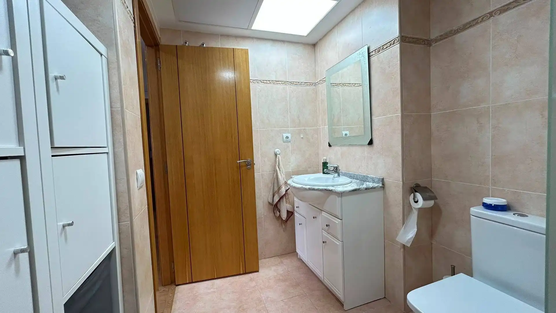 Badezimmer von Wohnungen zur Miete in La Pobla de Farnals mit Klimaanlage, Heizung und Terrasse