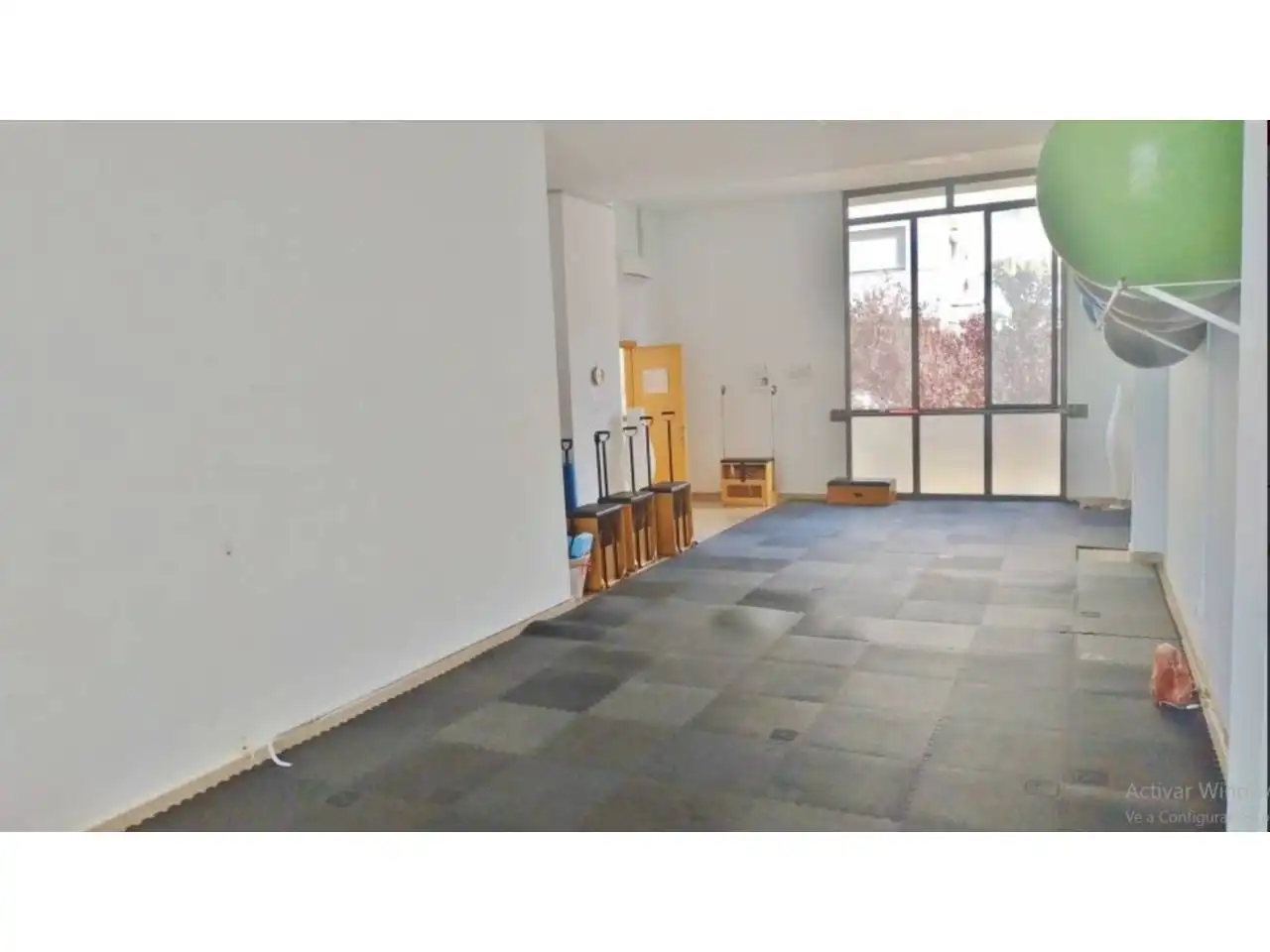 Local en venta en Torrent con Aire acondicionado