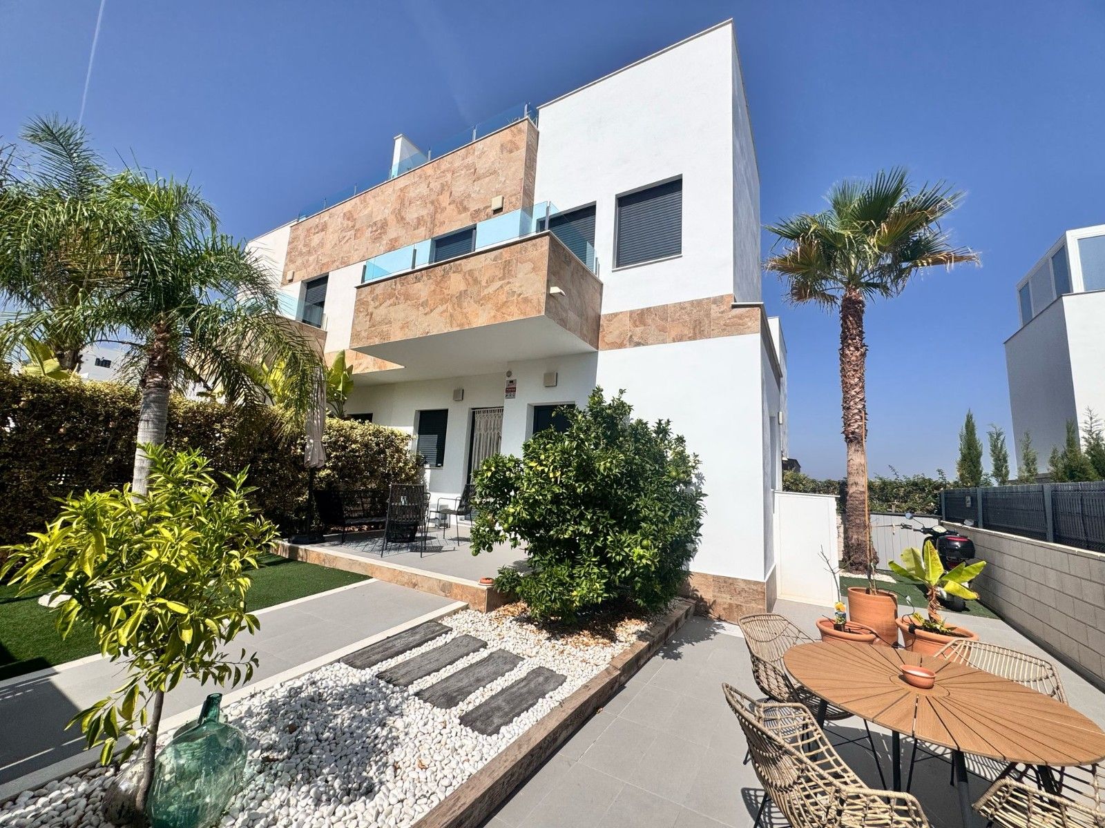 Exterior view of Single-family semi-detached for sale in Polop  with Air Conditioner, Private garden and Terrace