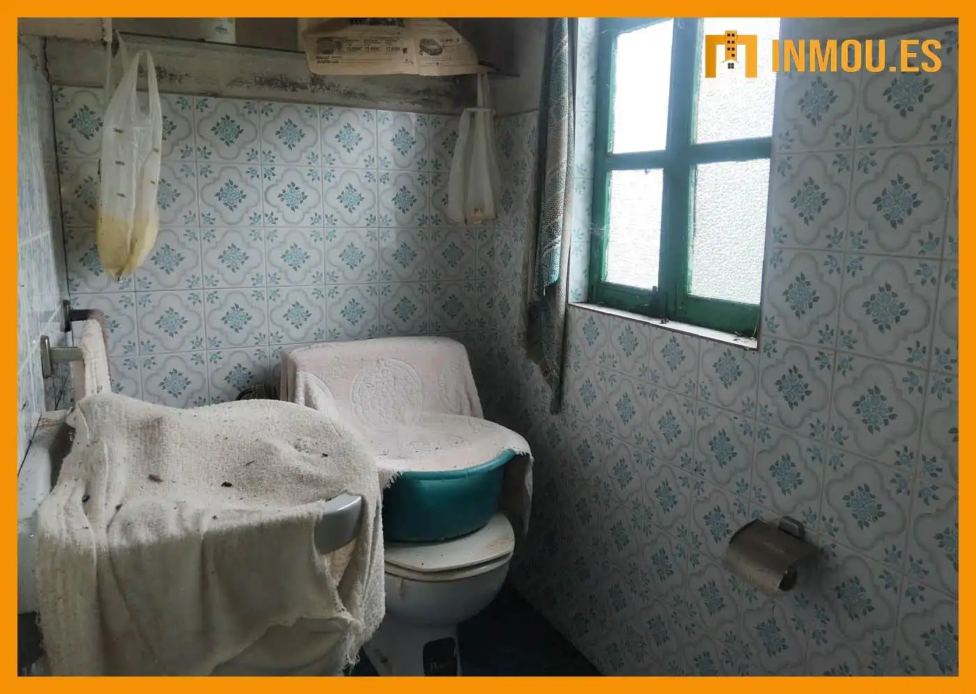 Baño de Finca rústica en venta en A Bola 