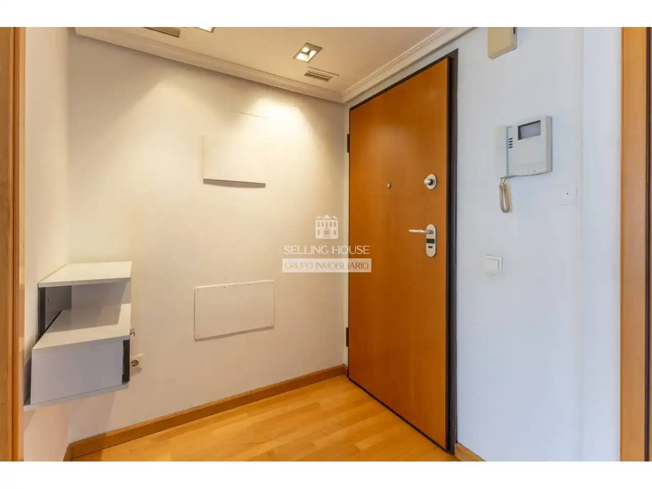 Wohnung zum Verkauf in Valencia mit Klimaanlage, Heizung und Parkett