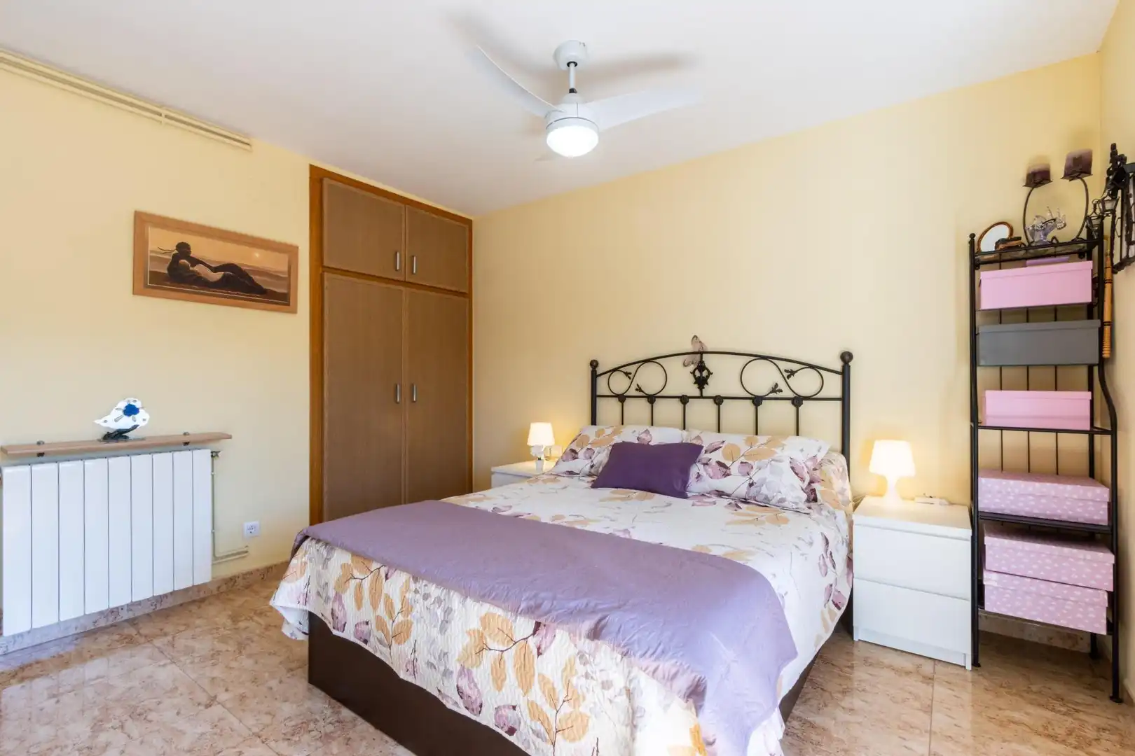 Habitación de Casa o chalet en venta en Terrassa con Aire acondicionado, Calefacción y Jardín privado