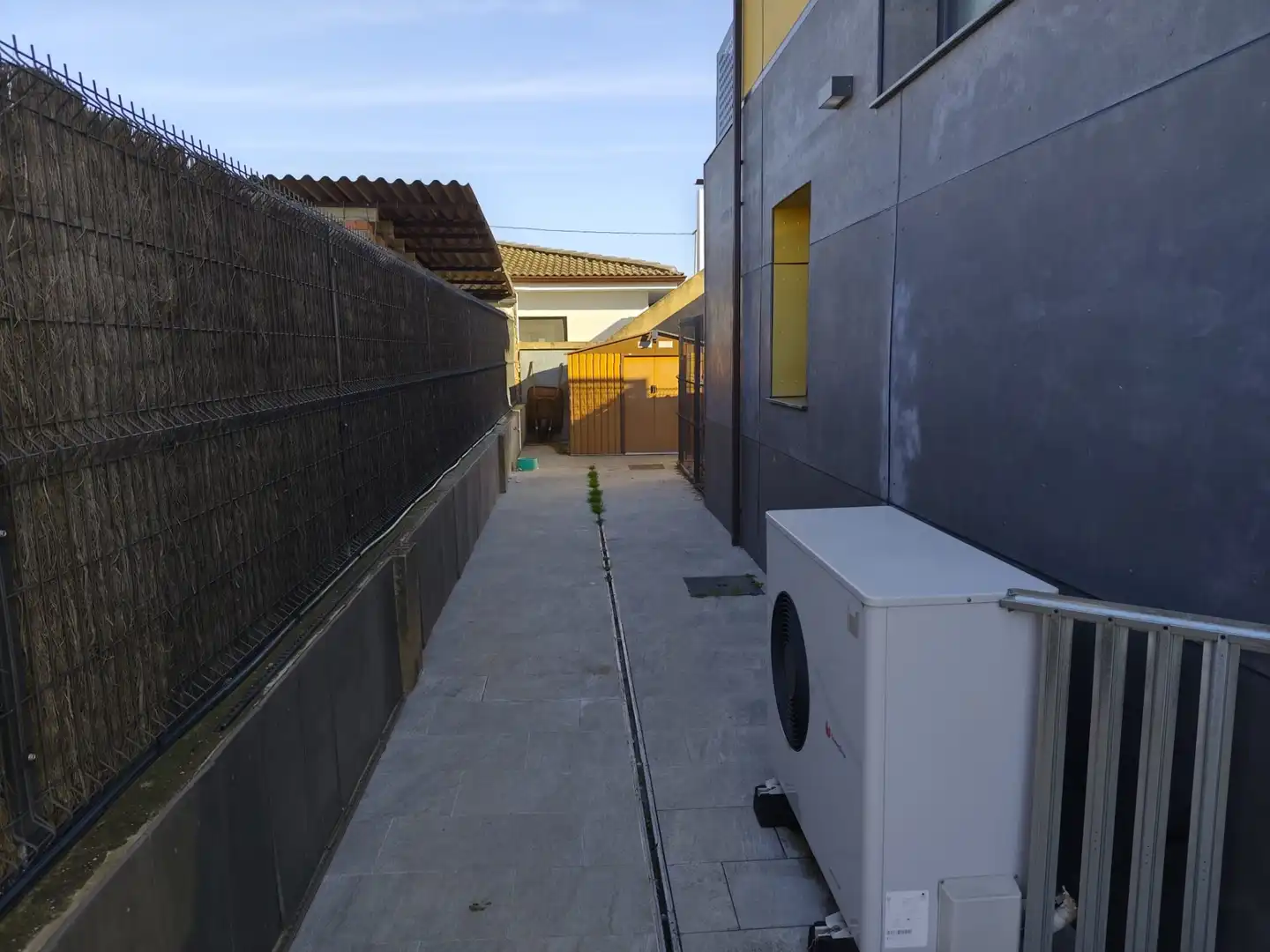 Vista exterior de Casa o chalet en venta en Fontcoberta con Aire acondicionado, Calefacción y Jardín privado